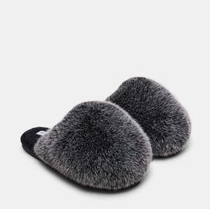 Steve Madden Women's Gary Poof Cozy Slides Slippers Size 8